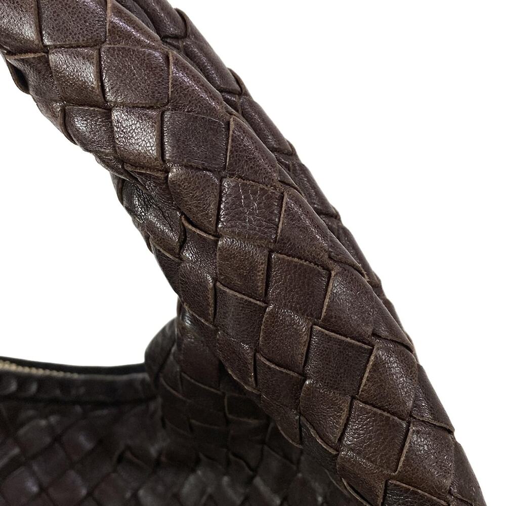 Bottega Veneta Intrecciato Shoulder Bag - Picture 10 of 15